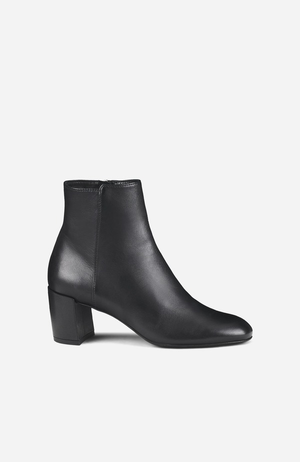 エージーエル レディース シューズ ブーツ・レインブーツ AGLynn Wateresistant Velour Bootie (Women) Black Nappa ブラック|ReVida 店