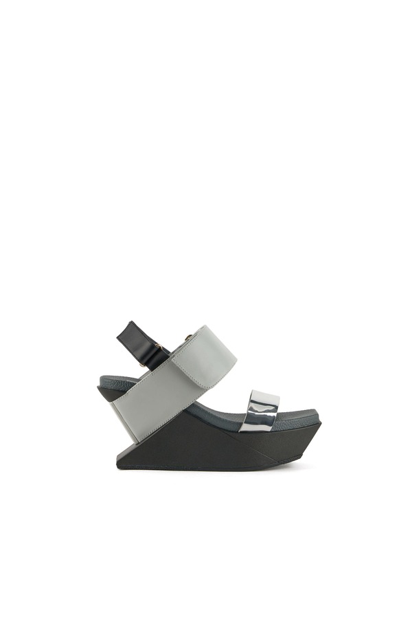 【送料無料】 ユナイテッドヌード レディース パンプス シューズ Delta Wedge Sandal (Women) Steel｜ReVida 店