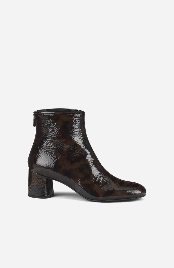 エージーエル レディース シューズ ブーツ・レインブーツ アンクル レザー ヒール AGL Olga Patent Leather Ankle Boot witheel (Women) Leaden|ReVida 店