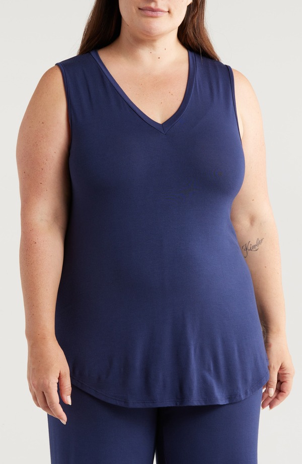 24 セブンコンフォート レディース トップス シャツ Vネック プラスサイズ ジャージー 24seven Comfort Apparel V-Neck Jersey Tank (Plus) NAVY ネイビー｜ReVida 店
