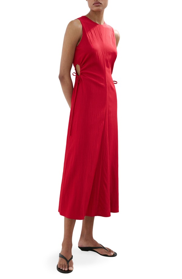 【送料無料】 マンゴ レディース ワンピース トップス Side Cutout Sleeveless Dress (Plus Regular) RED|ReVida 店