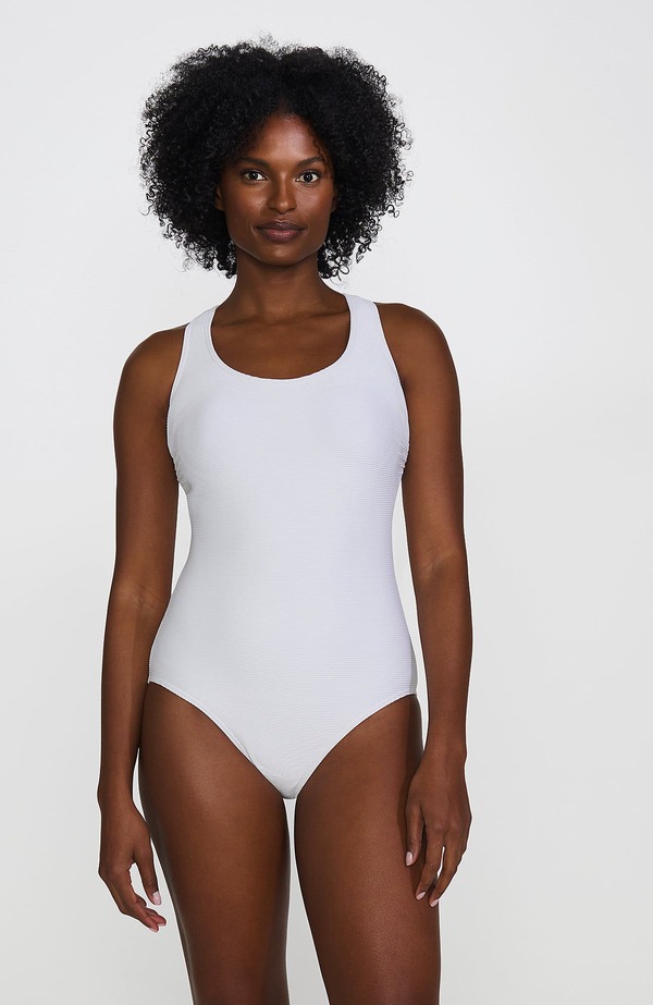 ランズエンド レディース トップス ワンピース プラスサイズ プチ トール Lands' End Chlorine Resistant Scoop Neck X-Back High Leg Soft Cup Tuglessporty One Piece Swimsuit (Petite Plus Regular Tall) White Ottoman ホワイト｜ReVida 店