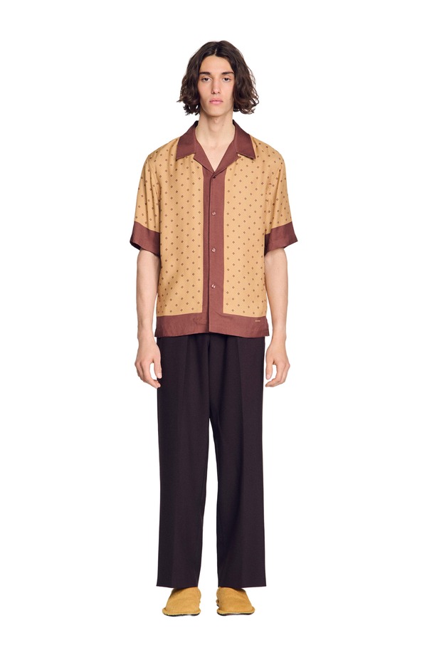 サンドロ メンズ トップス シャツ SANDRO Micross motif shirt Camel キャメル｜ReVida 店