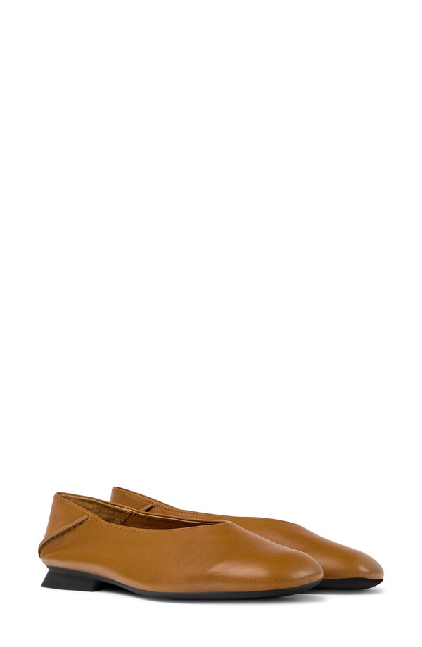 カンペール レディース シューズ パンプス Camper Myra Flat Medium Brown 赤銅色