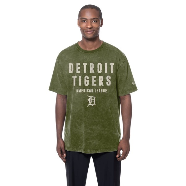 ニューエラ メンズ トップス Tシャツ Men\'s New Era Olive Detroitigers 2026 Armed Forces Day T-Shirt Olive オリーブ｜ReVida 店