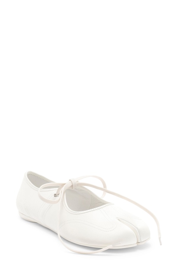 ジェフリー キャンベル レディース シューズ パンプス Jeffrey Campbell Saturna Splitoe Mary Jane Flat White Satin 白いこと