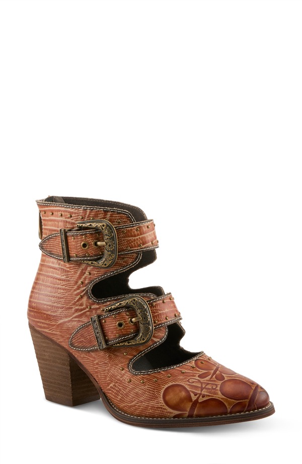 発条足取り レディース シューズ ブーツ・レインブーツ L\u0027Artiste by Spring Step Notched Nature Buckled Bootie Camel 駱駝