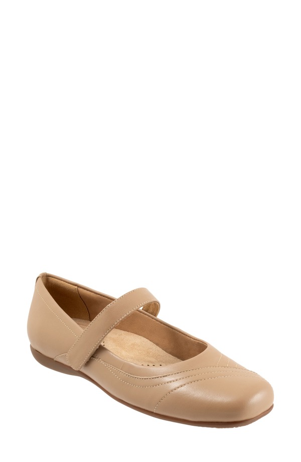 トロッターズ レディース シューズ パンプス Trottersherese Mary Jane Flat - Multiple Widths Available Beige ベージュ