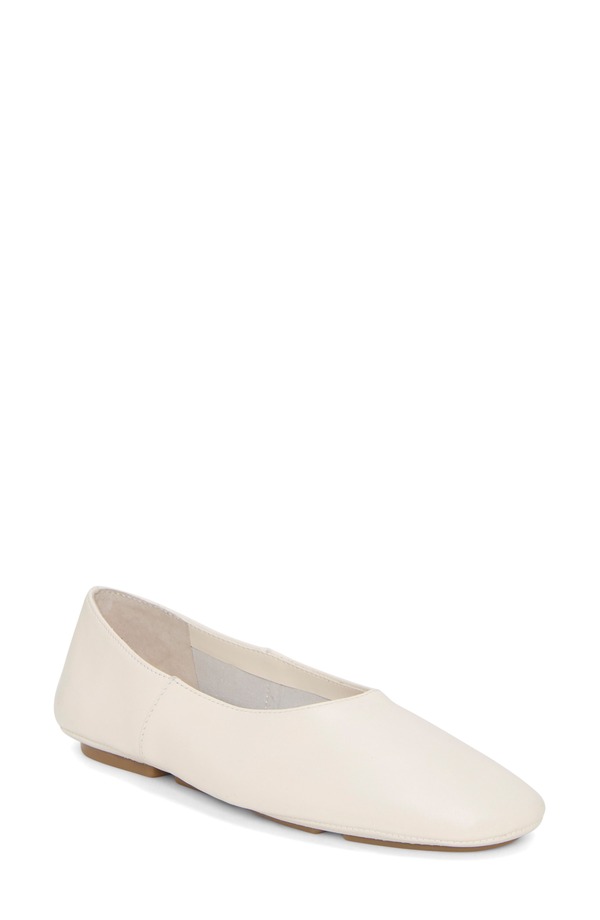 ヴィンスカムート レディース シューズ パンプス Vince Camuto Catisha Ballet Flat Coconut Cream クリーム