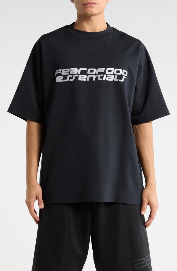 フィアオブゴッド メンズ トップス ティーシャツ ロゴタイプ グラフィック Fear of God Essentials \u002790s Logo Graphic T-Shirt Vintage Black 黒いこと トップス-メンズファッション