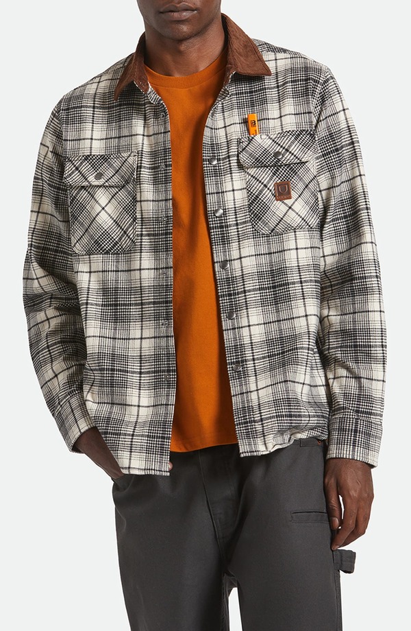 ブリクス英トン メンズ トップス プルオーバー Brixton Builder\u0027s Bowery Standard Fit Plaid Flannel Waterepellent Snap-Up Shirt Off White/ Black 象牙色