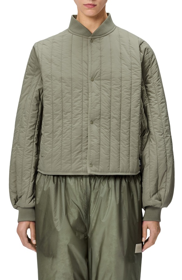 レインズ レディース アウター ジャケット・ブルゾン キルティング Rains Banja Wateresistant Channel Quilted Bomber Jacket Drift