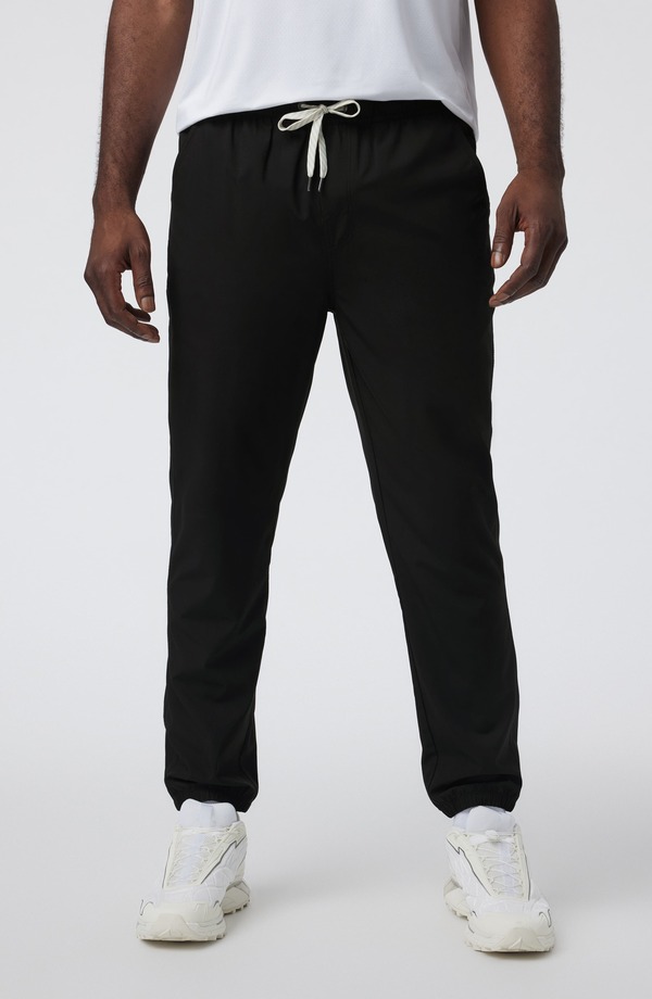 ビュオーリ メンズ ボトムス 心地好いズボン下 ジョガーパンツ Vuori Kore Joggers Black 黒いこと