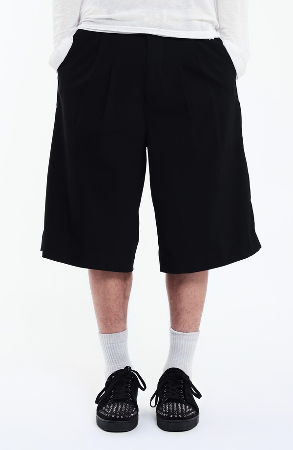 ジェーデッド メンズ ボトムス 二分の一ズボン下・さる股引き 筋目 遊撃手ズボン下 JADED LONDON Goliath Pleated Oversize Shorts Black 黒いこと