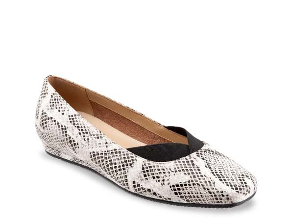 ホンブルグ帽ウォーク レディース シューズ パンプス Softwalk Vianna Ballet Flat Black/White Snake Print 白いこと 靴-パンプス-レディース靴