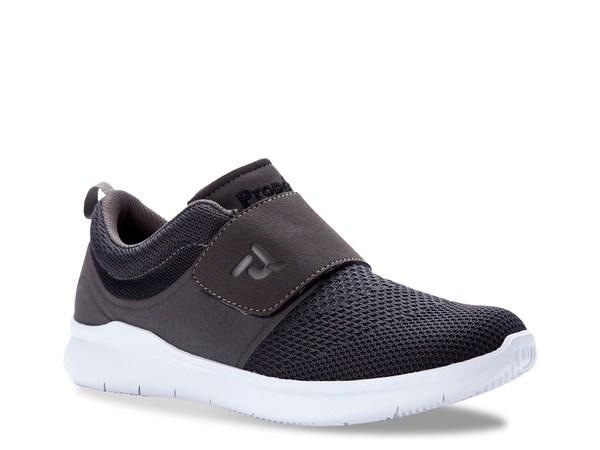 労働者階級愛玩動物 メンズ シューズ スニーカー Propet Viator Strap Slip-On Walking Shoe - Men\u0027s Grey 薄墨色