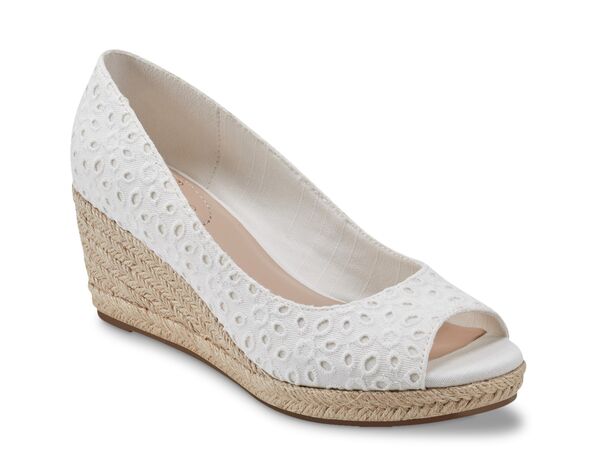 バンドリーノ レディース シューズ パンプス Bandolino Nuri 7 Espadrille Wedge Pump Off White オフホワイト