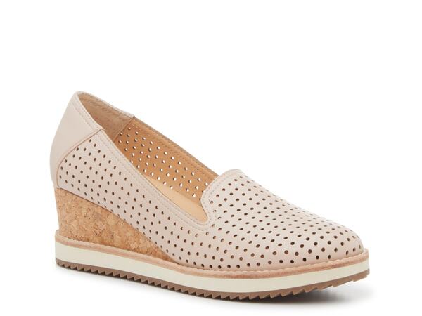 アドリアンヌヴィッタディーニ レディース シューズ スリッポン・ローファー Adrienne Vittadini Esmeralda Wedge Slip-On Sand Beige サンド
