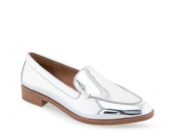 エアロソールズ レディース シューズ スリッポン・ローファー Aerosoles Everest Loafer Silver Metallic シルバー｜ReVida 店 15,478円