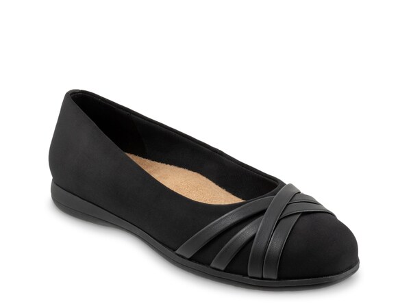 トロッターズ レディース シューズ スリッポン・ローファー Trotters Daphne Slip-On Black Smooth Fabric 黒いこと
