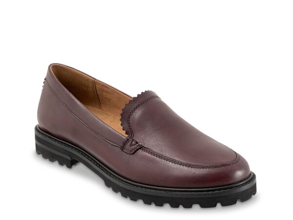 トロッターズ レディース シューズ スリッポン・ローファー Trotters Fayth Loafer Red レッド｜ReVida 店 27,232円