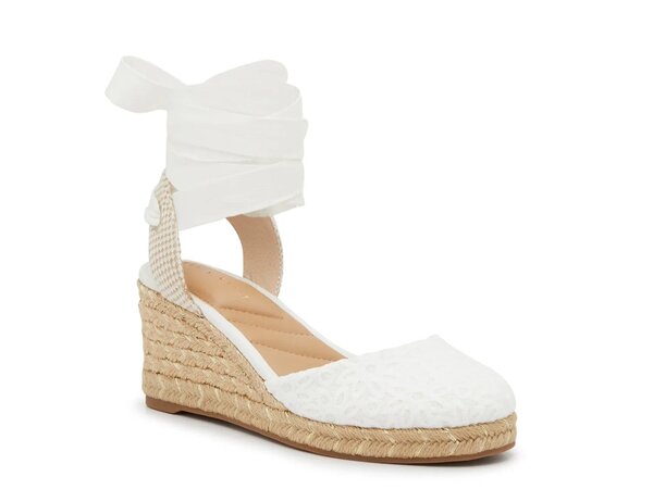 ケリー＆ケイティ レディース シューズ サンダル Kelly & Katie Goldie Wedge Sandal White Floral Embroidery ホワイト