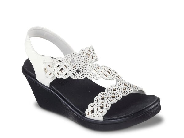 スケッチャーズ レディース シューズ サンダル Skechers Cali Rumble On Sassier Dayz Wedge Sandal White ホワイト画像