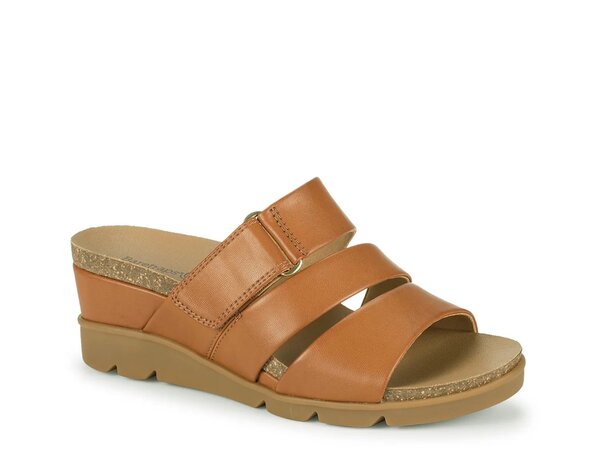ベアトラップス レディース シューズ サンダル Baretraps Michi Wedge Sandal Cognac｜ReVida 店
