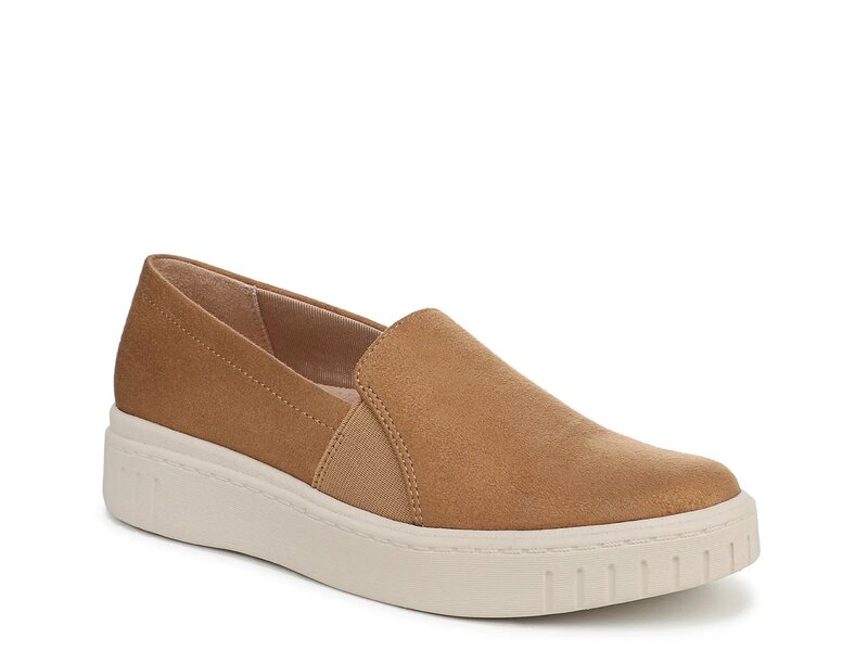 ライフストライド レディース シューズ スリッポン・ローファー スニーカー LifeStride Grandeur Slip-On Sneaker Honey Brown ブラウン｜ReVida 店