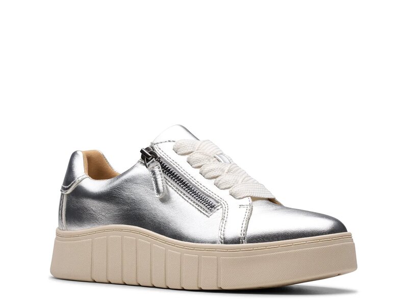 クラークス レディース シューズ スニーカー Clarks Mykah Joy Sneaker Silver Leather しろがね色