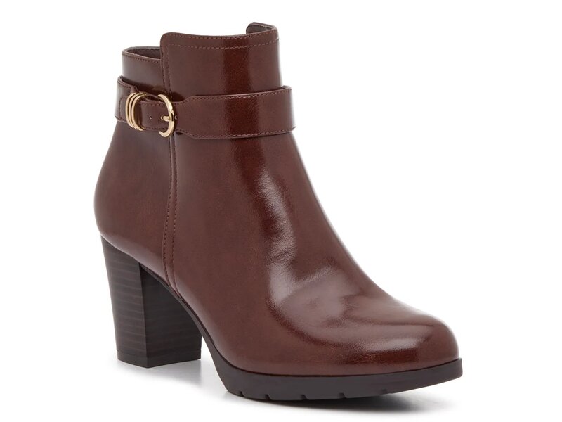 アンクライン レディース シューズ ブーツ・レインブーツ Anne Klein Rowan Bootie Cognac｜ReVida 店