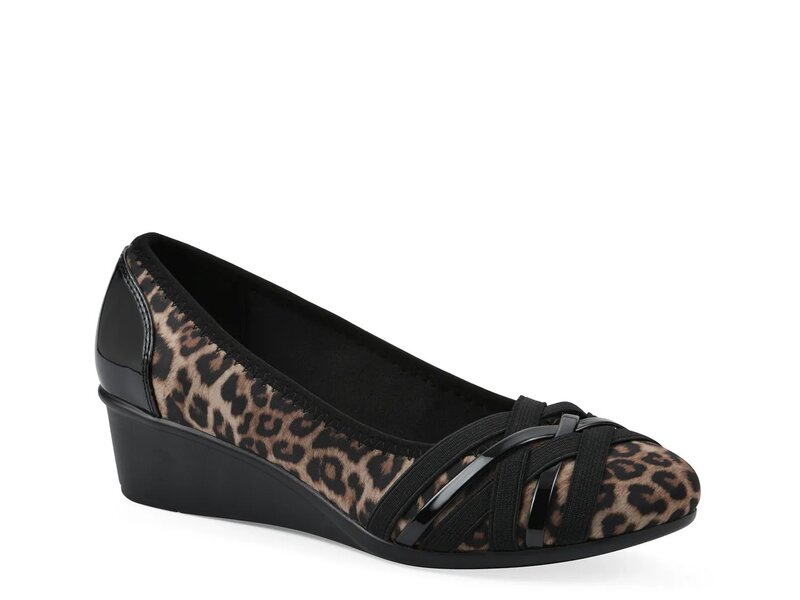 クリフバイホワイトマウンテン レディース シューズ パンプス Cliffs by White Mountain Bowie Wedge Pump Tan Leopard Print タン｜ReVida 店