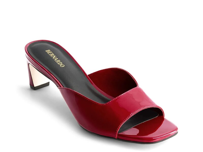 ベルナルド レディース シューズ サンダル Bernardo Cenza Sandal Red Patent Leather レッド|ReVida 店