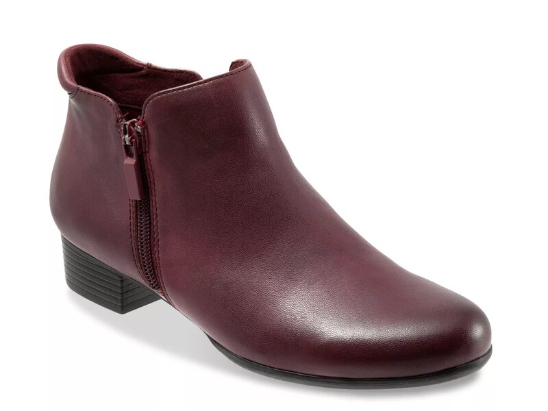 トロッターズ レディース シューズ ブーツ・レインブーツ Trotters Major Bootie Dark Red レッド|ReVida 店