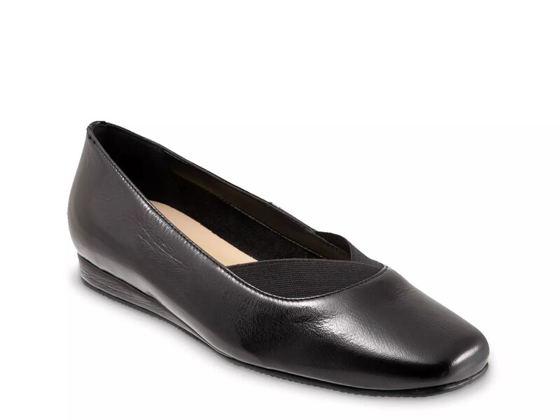 ホンブルグ帽ウォーク レディース シューズ スリッポン・ローファー Softwalk Viana Slip-On Black 黒いこと