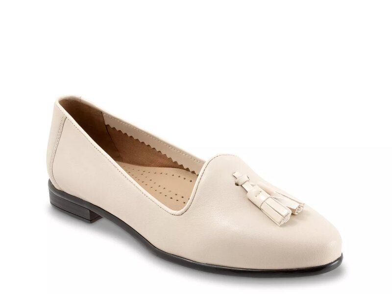 トロッターズ レディース シューズ スリッポン・ローファー Trotters Liz Loafer Off White 象牙色 ローファー-靴