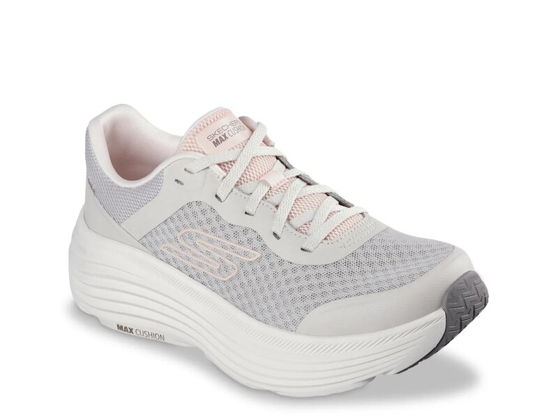 スケッチャーズ レディース シューズ スニーカー Skechers Max Cushioning Endeavourunning Shoe - Women's Beige ベージュ｜ReVida 店