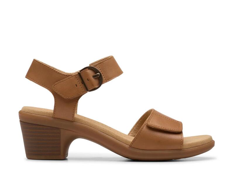 クラークス レディース シューズ サンダル ClarksEmily Amanda Sandalight Brown ブラウン