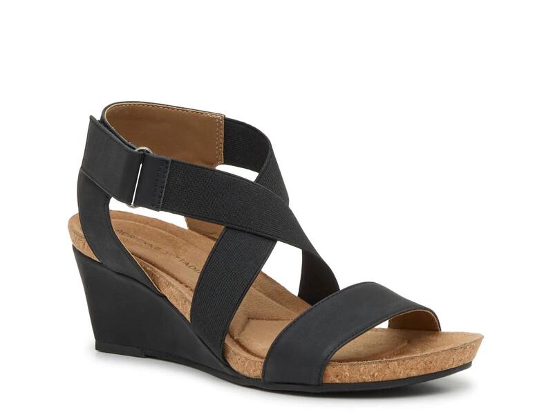 アドリアンヌヴィッタディーニ レディース シューズ サンダル Adrienne VittadiniTitle Wedge Sandal Black ブラック