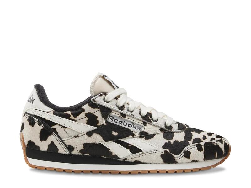 リーボック レディース シューズ スニーカー ReebokClassic AZ Animal Sneaker - Women\u0027s Black/White Cow Print Calf Hair Leather 白いこと