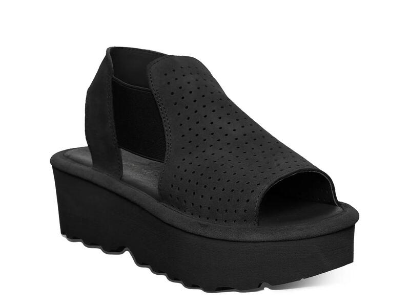 ベアパウ レディース シューズ サンダル プラットホーム BearpawTatiana Platform Sandal Black 黒いこと