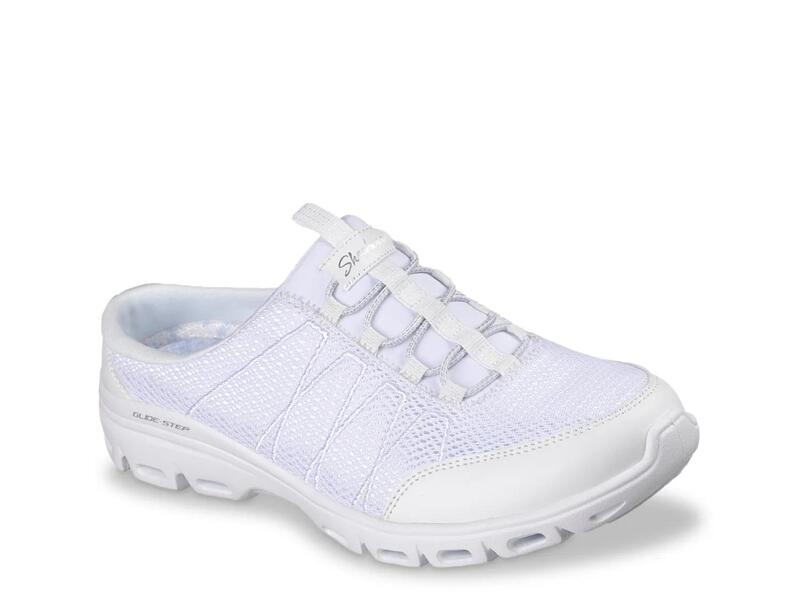 スケッチャーズ レディース シューズ スリッポン・ローファー 伸び伸びする填まる スニーカー SkechersRelaxed Fit: Glide-Step Comfort Slip-On Sneaker - Women\u0027s White 白いこと
