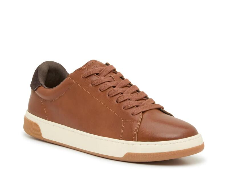ヴィンスカムート メンズ シューズ スニーカー Vince CamutoWarrick Sneaker Cognac