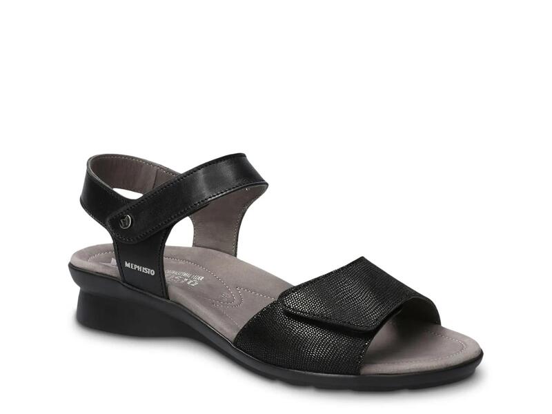 メフィスト レディース シューズ サンダル MephistoPattie Wedge Sandal Black 黒いこと