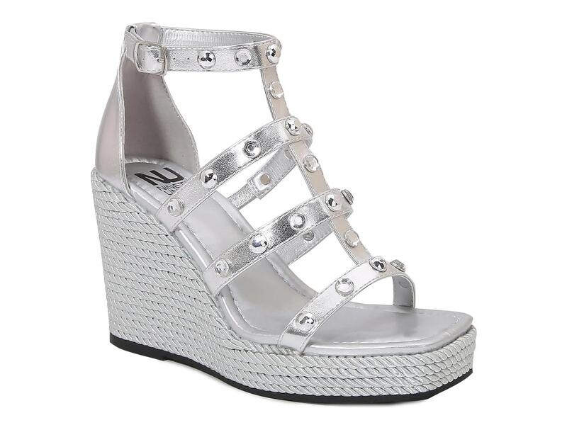ナインティユニオン レディース シューズ サンダル Ninety UnionPanda Wedge Sandal Silver Metallic Synthetic しろがね色