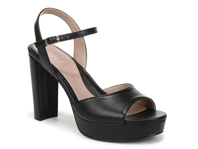 ナチュライザー レディース シューズ サンダル プラットホーム NaturalizerMarigold Platform Sandal Black Leather 黒いこと