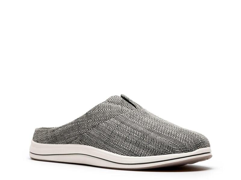 クラークス レディース シューズ スリッポン・ローファー ClarksCloudsteppers Breeze Amelia Slip-On Black 黒いこと