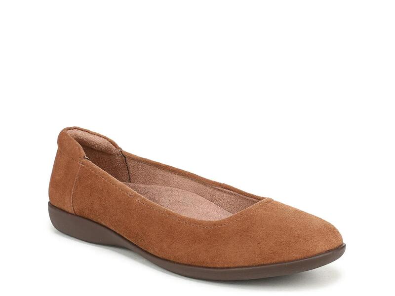 ナチュライザー レディース シューズ パンプス NaturalizerFlexy Ballet Flat Chestnut Suede｜ReVida 店 18,352円