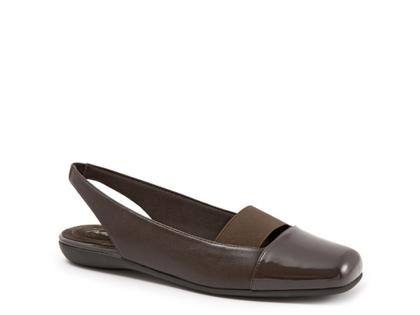 トロッターズ レディース パンプス シューズ Sarina Flat Dark Brown