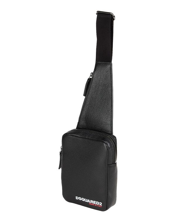 ディースクエアード メンズ 御徒面子 うしろ側容器に並べる・背嚢 DSQUARED2 うしろ側容器に並べる Black 黒いこと